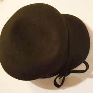 PEAKED Riding Cap 100% Wool One Size Black